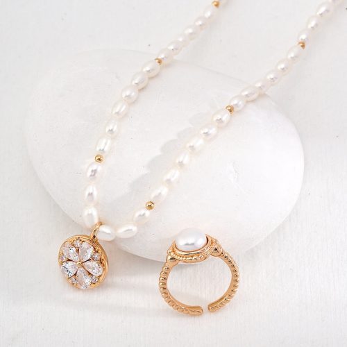 3.0 5.0mmFreshwaterPearlFlowerPendantNecklace4