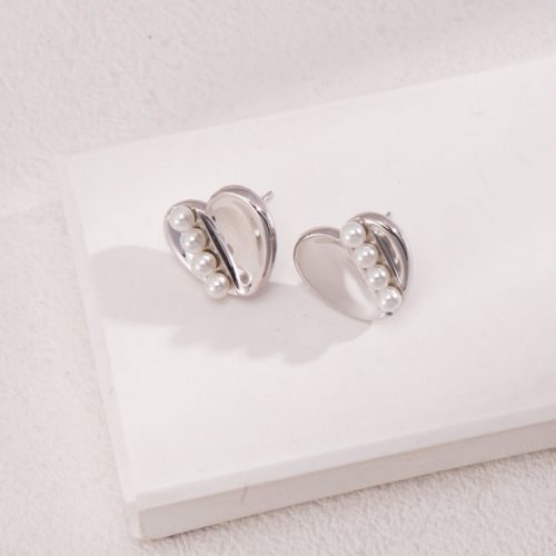 Heart Pearl Silver Earrings