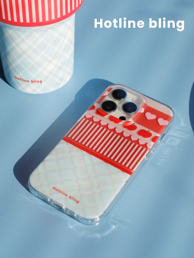 AppleHeartPrintedPhoneCase1