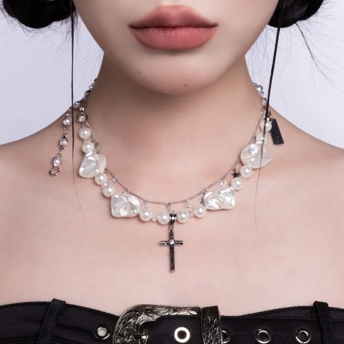 BaroquePearlCrossCharmNecklace5