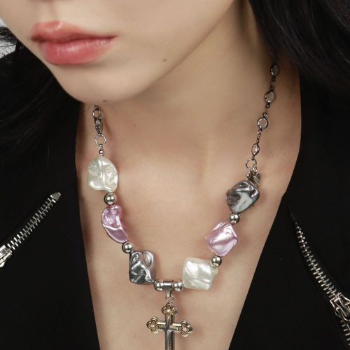 BaroquePearlCrossPendantNecklace3