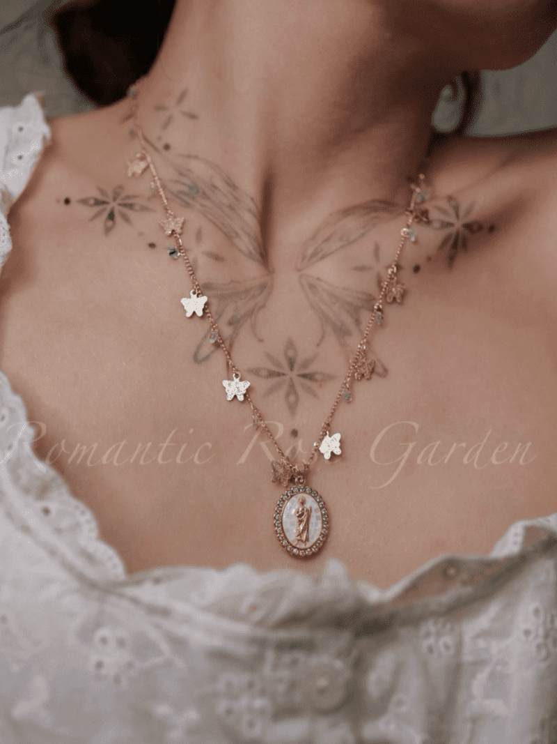 Baroque Lace Bow Choker