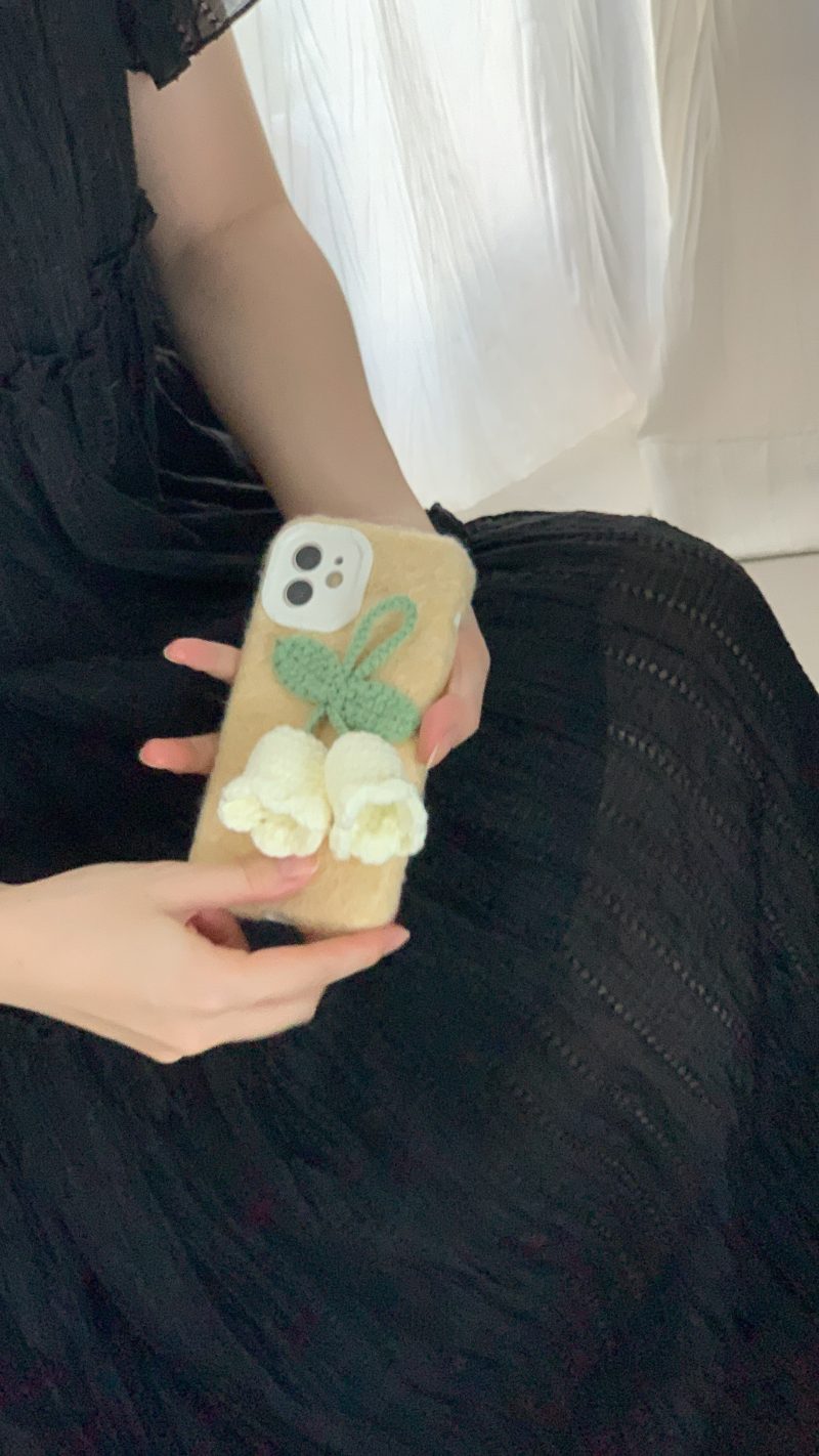 BellflowerFurryPhoneCase3