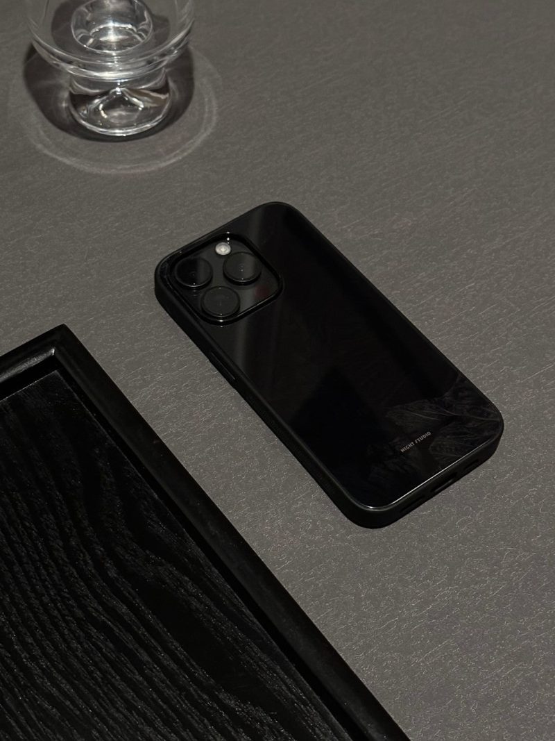 BlackRockPhoneCase5