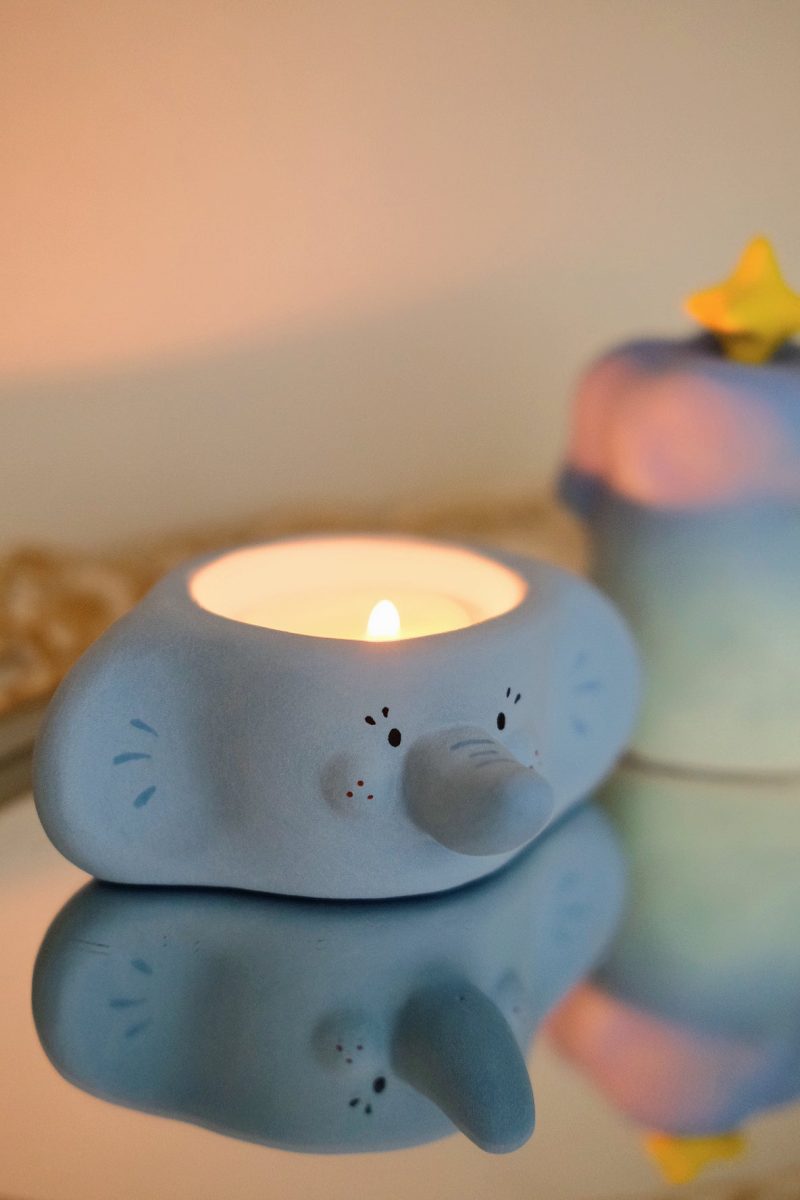 BlueBlueElephantCandleHolderWithStarHat14