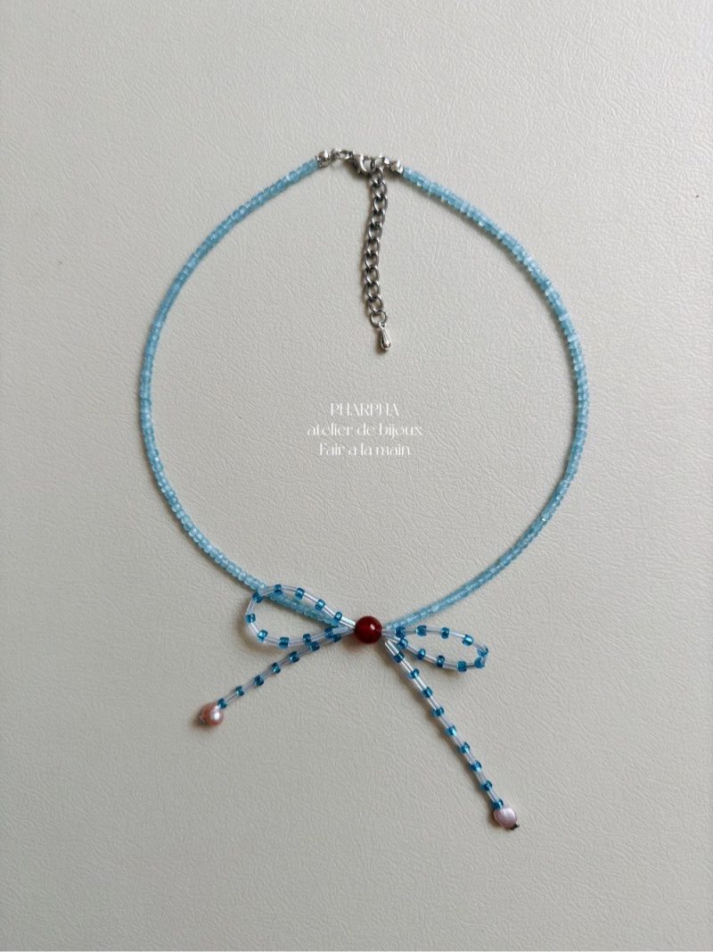 BlueBowPearlBeadedNecklace2