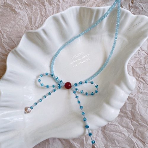 BlueBowPearlBeadedNecklace7