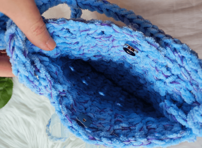 BlueFlowerBowCrochetCrossbodyBag1