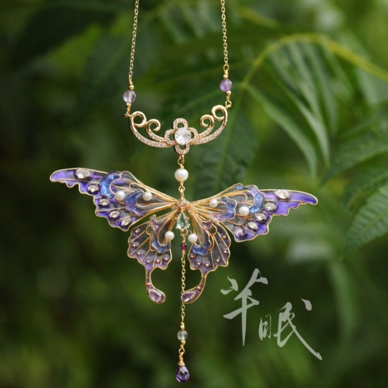 BluePurpleOmbreButterflyNecklace2