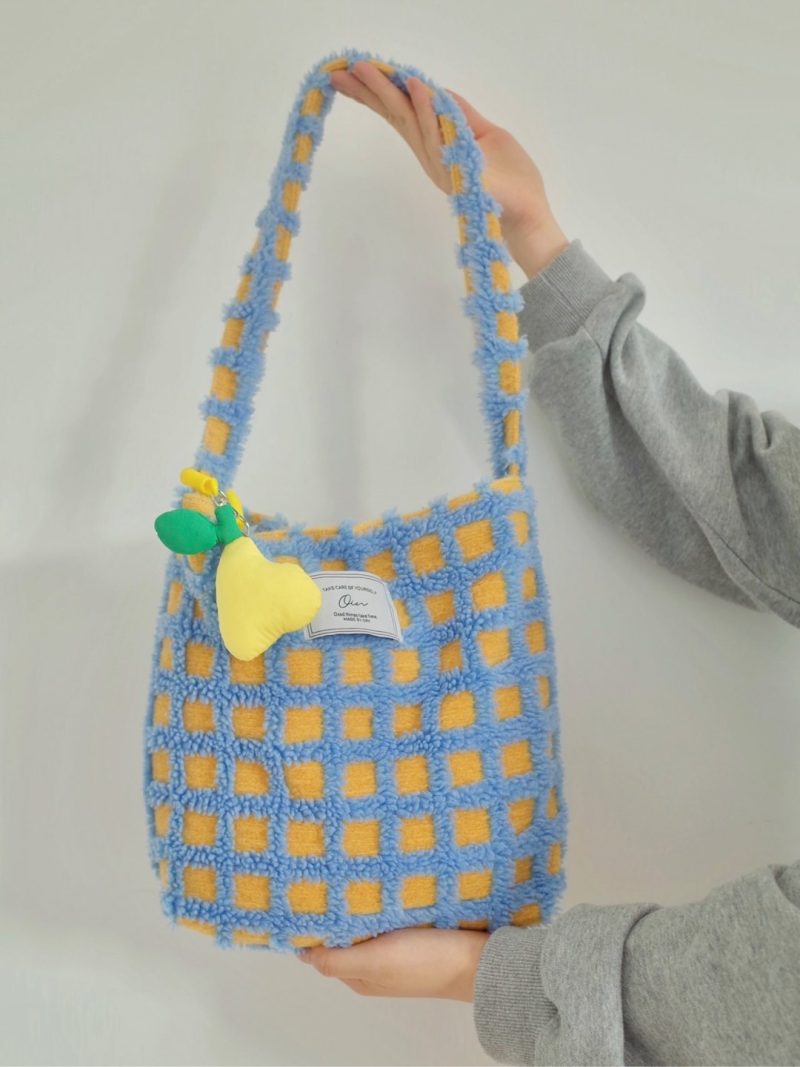 BlueYellowWaffleShoulderBag1