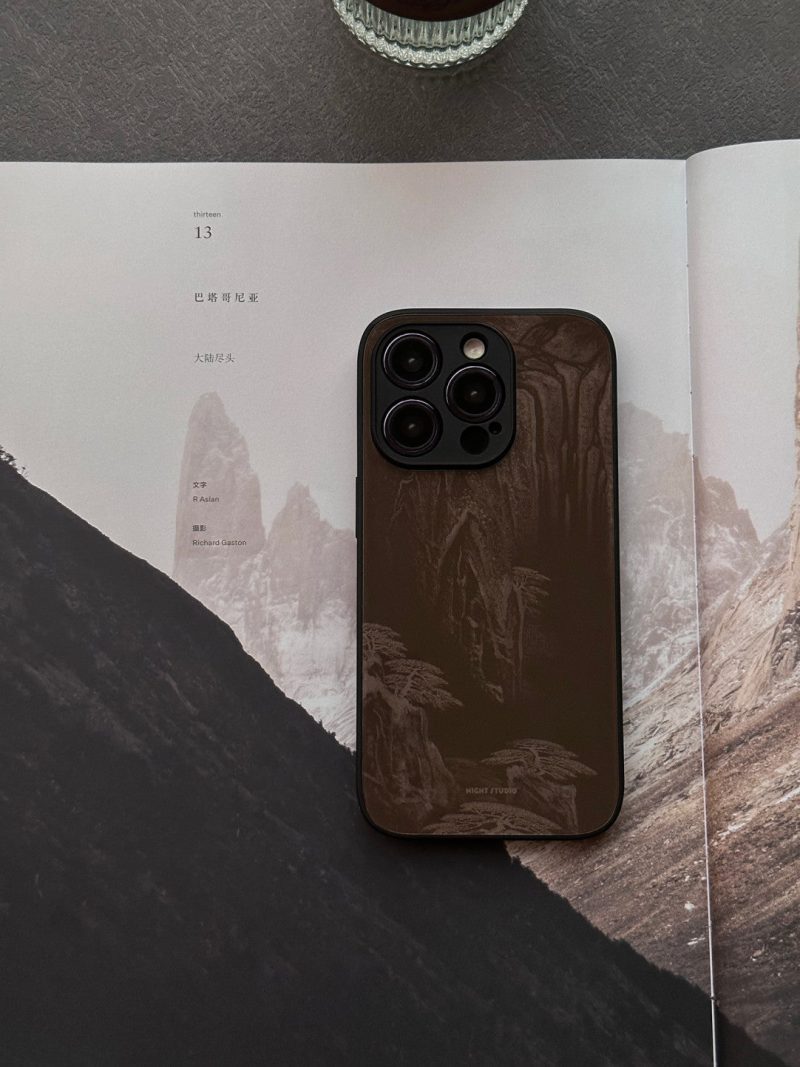 BrownMountainPhoneCase3