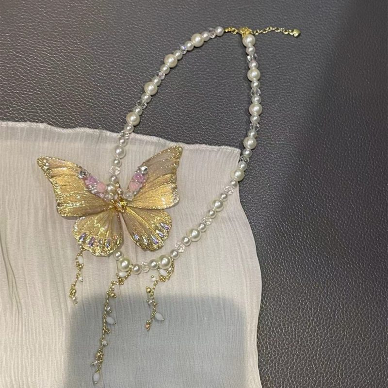 ButterflyFairyPearlNecklace3