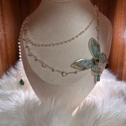 ButterflyNecklace1 86fce39f 7d41 4570 9c02 cbb10fdb6f61