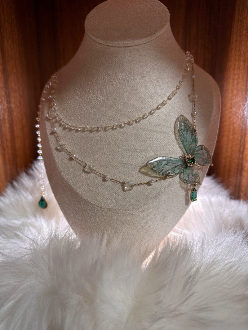 ButterflyNecklace1 86fce39f 7d41 4570 9c02 cbb10fdb6f61