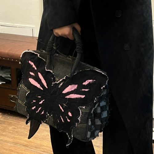 ButterflyPatchDenimHandbag1 961aa1d8 ee14 4e9c abd6 48e734232295