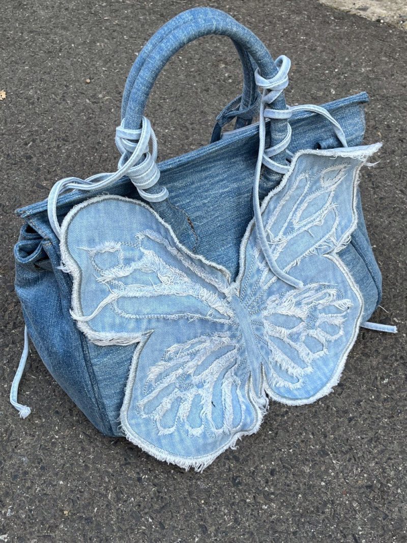 ButterflyPatchDenimHandbag3 f4213f6b cc3e 4ef5 80ee 53a1600a9469