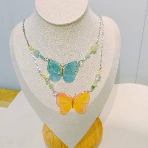 ButterflyShrinkPlasticNecklace2