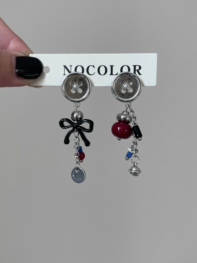 ButtonBowAsymmetricEarrings1