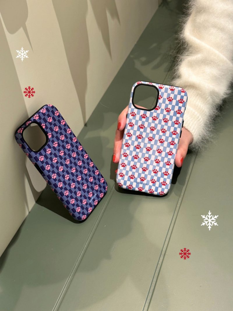 CatClawsPlaidPrintedDoubleLayerPhoneCase1