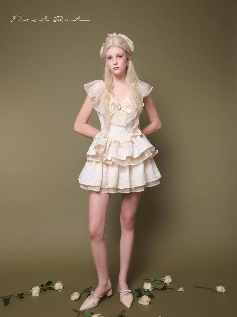 CharlotteRuffleCollarPuffDress4