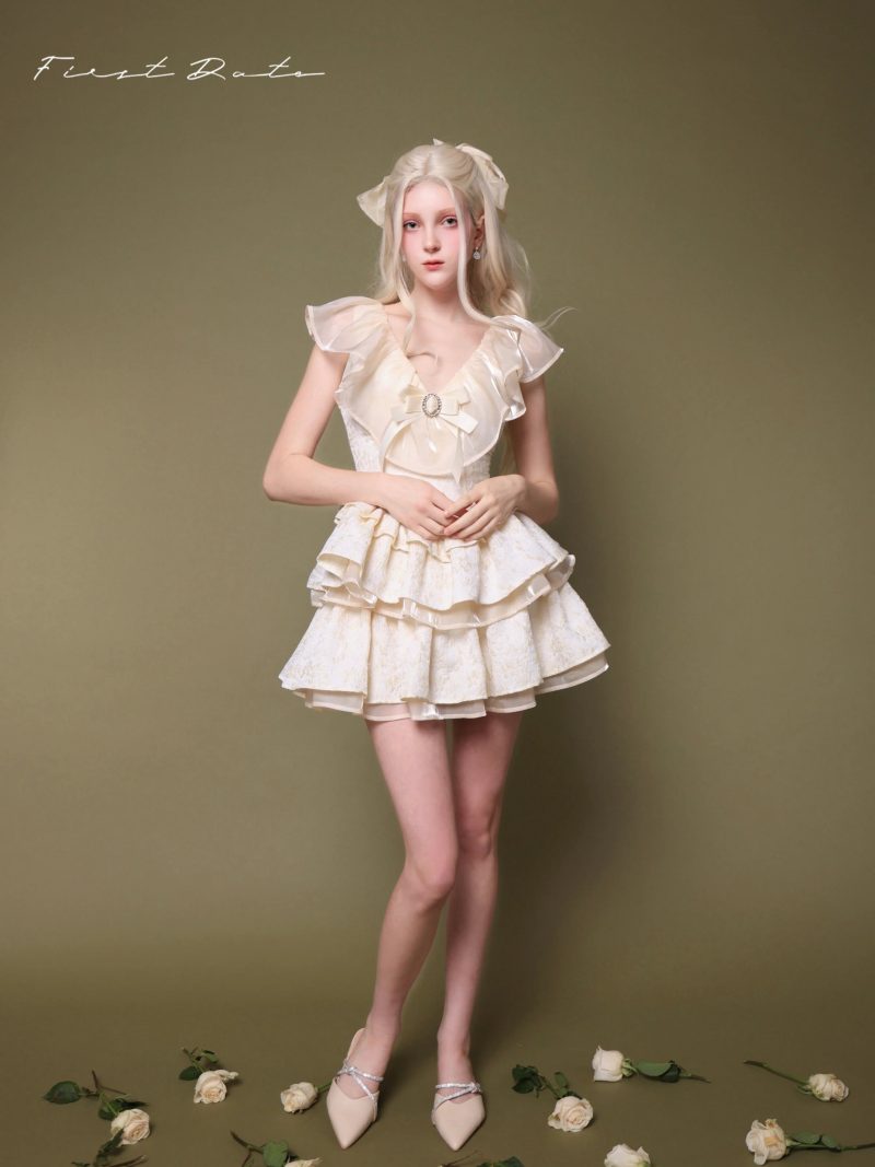 CharlotteRuffleCollarPuffDress5