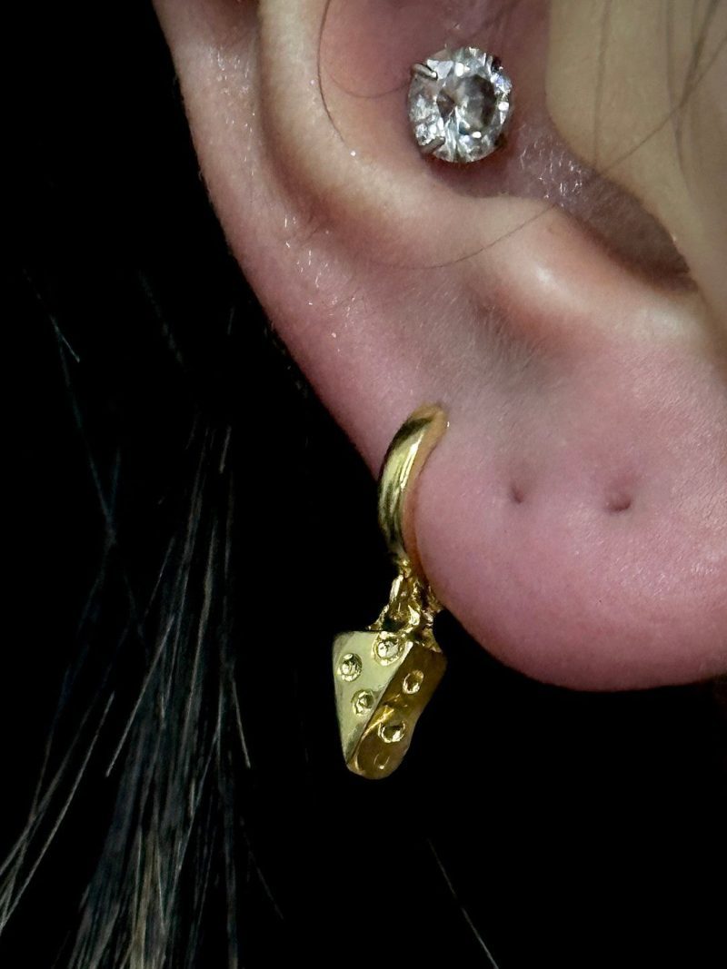 CheeseEarring2