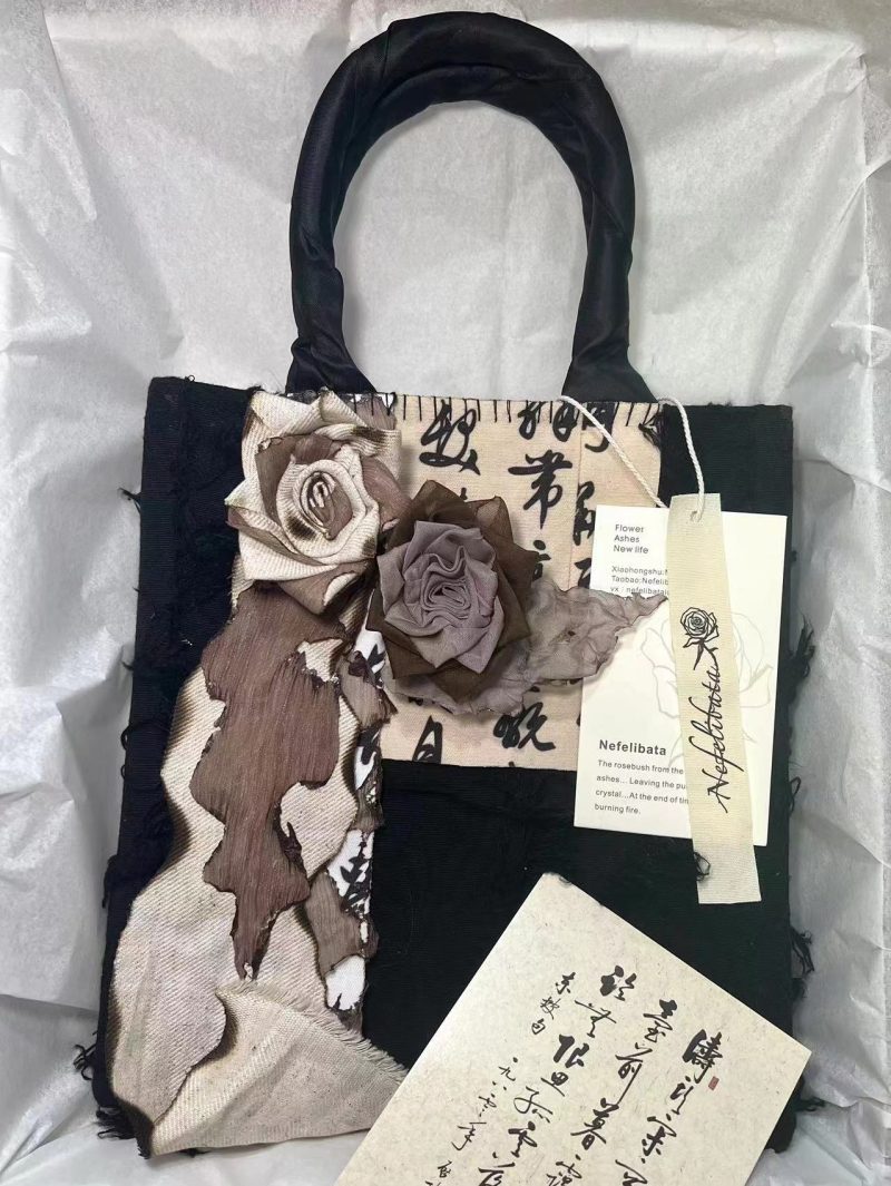 ChineseLoveLetterRoseLaceTote5