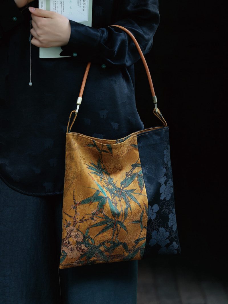 Chinoiserie BambooBlossomSilkToteBag5