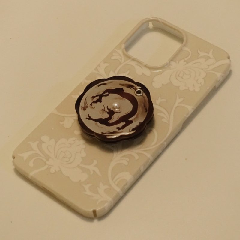 Chinoiserie DragonPrintedPearlMirrorMagnetPhoneHolder2