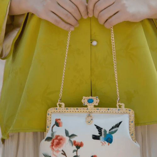 Chinoiserie FlowerBirdEmbroideryFrameClutchBag1