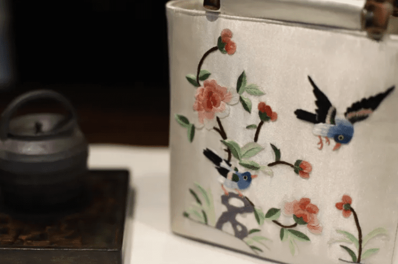 Chinoiserie FlowerBirdEmbroideryHandbag2