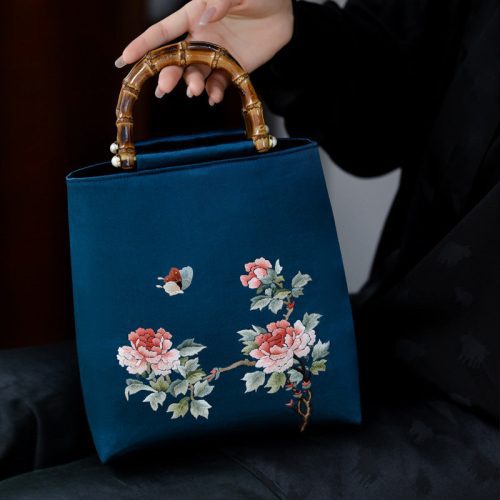 Chinoiserie FlowerButterflyEmbroideryHandbag5