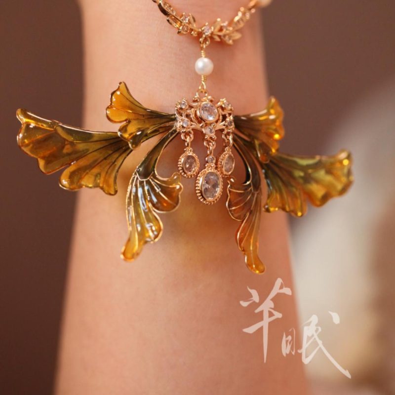 Chinoiserie GinkgoNecklace5