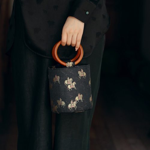 Chinoiserie HorsePictureWoodenHandleBucketBag9