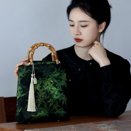 Chinoiserie MapleLeafPrintedSilkHandbag3