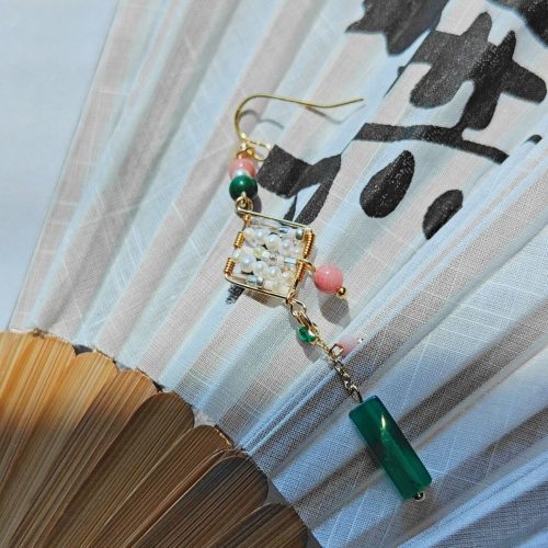 Chinoiserie NaturalJadeGreenPinkBeadedDropEarrings6