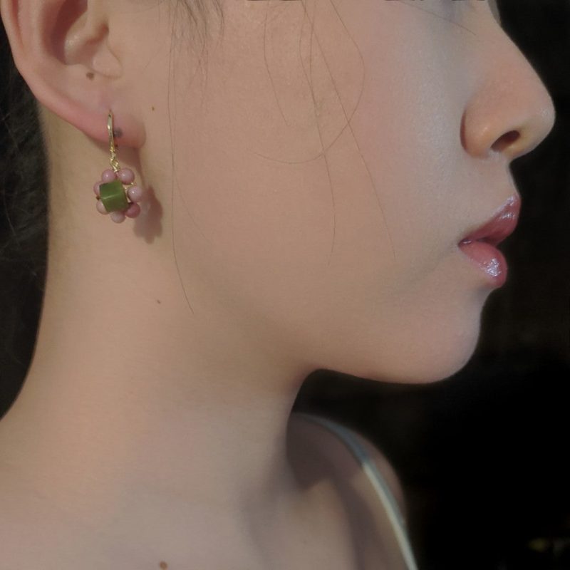 Chinoiserie NaturalJadeHuggiesEarrings3