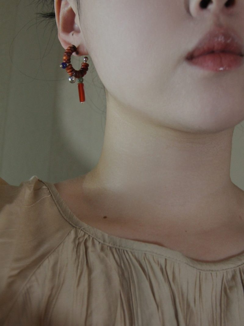 Chinoiserie NaturalJadeSandalwoodBeadedHoopEarrings2