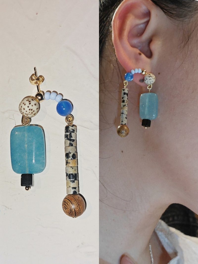 Chinoiserie NaturalSandalwoodAsymmetricBlueEarrings1