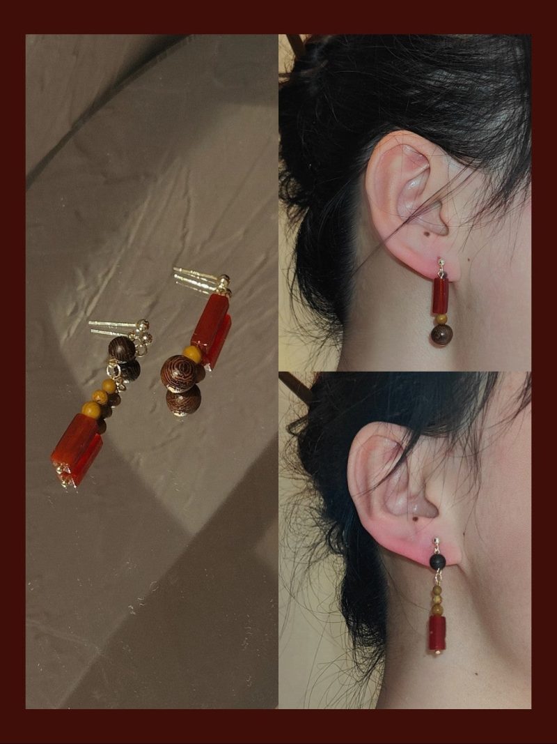 Chinoiserie NaturalSandalwoodDangleEarrings1