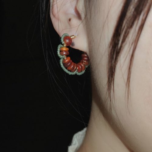 Chinoiserie NaturalSandalwoodFlowerHoopEarrings4