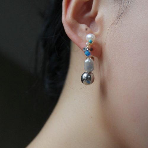 Chinoiserie PearlHoopEarrings2 c51de7de 6852 4d86 941f 4ef70ca287b4