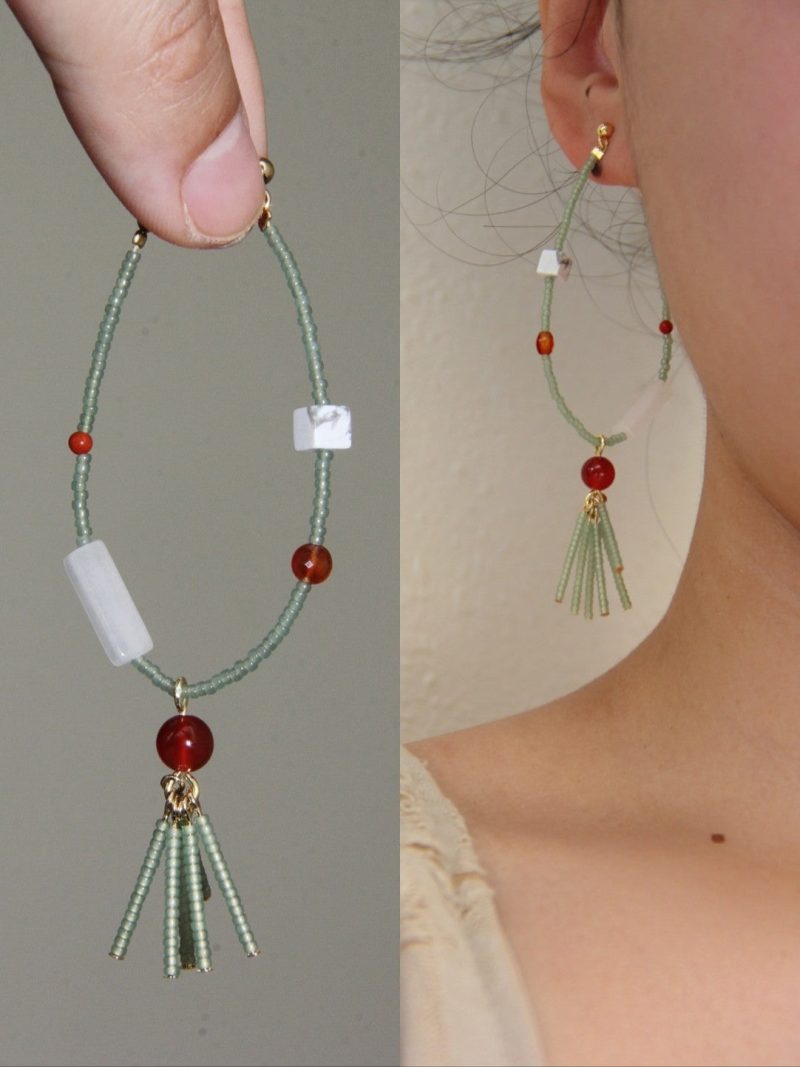 Chinoiserie RedGreenJadeBeadedHoopEarrings1 6388beec 1f9c 4862 98f1 1e25a1af66c6