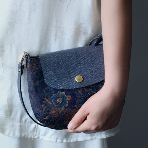 Chinoiserie SilkPhoneBag10