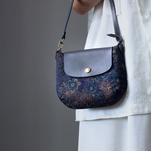 Chinoiserie SilkPhoneBag9