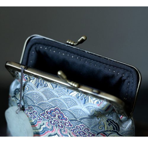 Chinoiserie WavesFrameClutchBag1