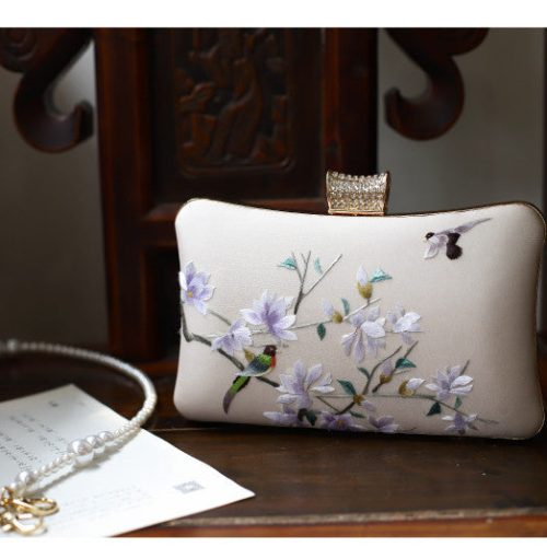 Chinoiserie WhiteMagnoliaEmbroideryClutchBag2