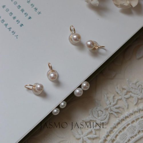 ClassicWhiteFreshwaterPearlEarrings3