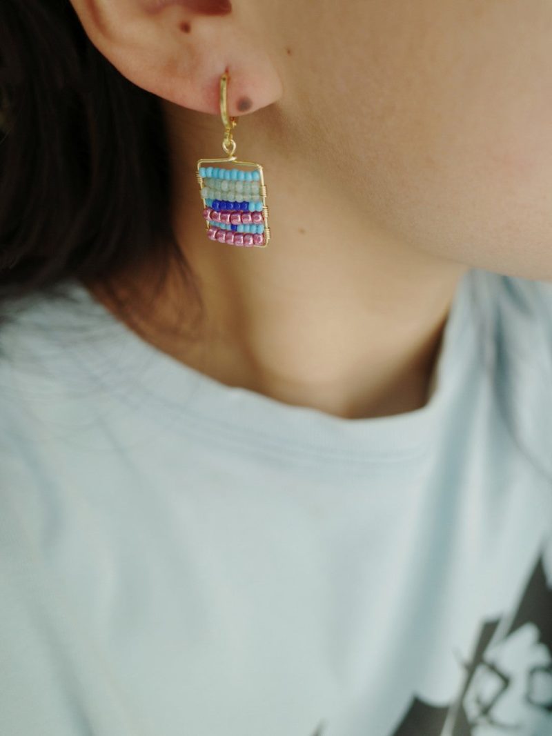 ColorfulBeadedSquareHuggieEarrings3