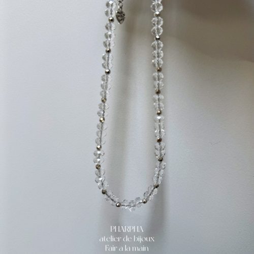 CrystalBeadedNecklace7 83a135de 36b1 41c3 a90d f15f9aae1c92